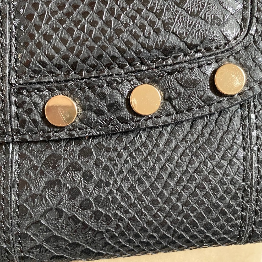 Cache Black Shoulder bag Like New - Picture 8 of 9